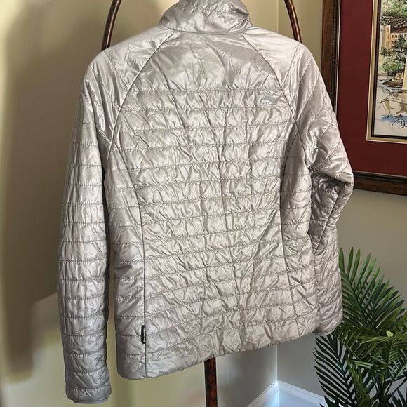 The North Face Packable Puffer Jacket - Picture 8 of 10